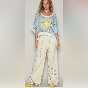 🌼POL New Cream and Blue Women's lightweight sweater